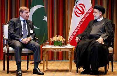 تلاش تهران و اسلام‌آباد برای تقویت روابط دو جانبه