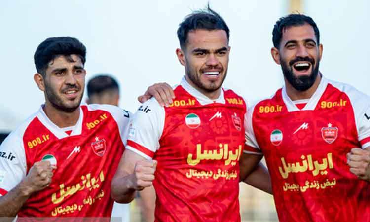 اورونوف با پرسپولیس تمدید کرد