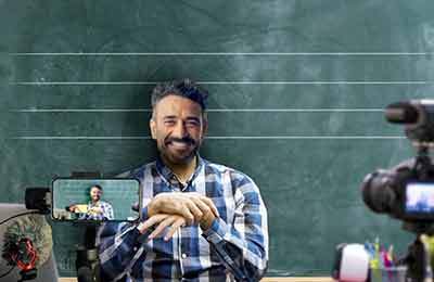 برخورد با معلم بلاگرها