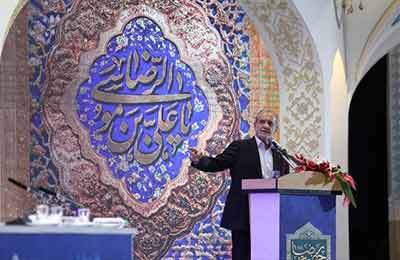 رئیس‌جمهور:‌ با هیچ قوم و انسانی نباید به غیر از عدالت برخورد شود