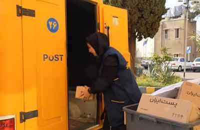 تحول در صنعت پست کشور با حضور بانوان پستچی