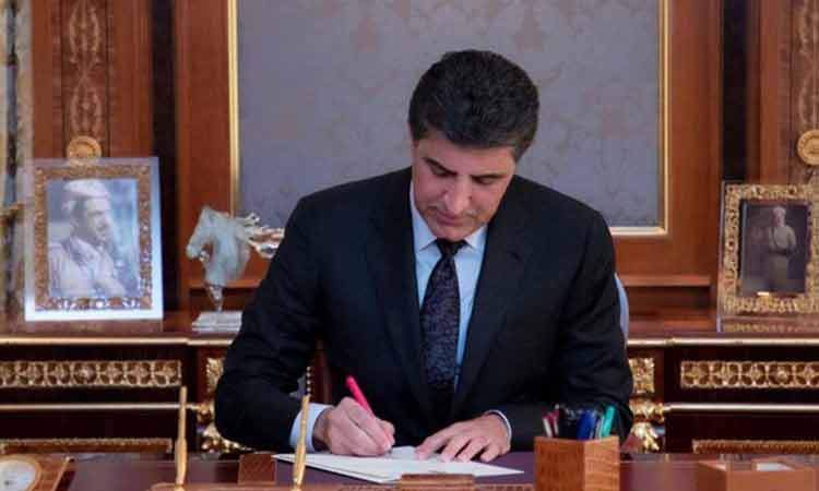 بارزانی: از تصمیم پ.ک.ک برای انحلال و گذاشتن سلاح‌ها بر روی زمین حمایت می‌کنیم