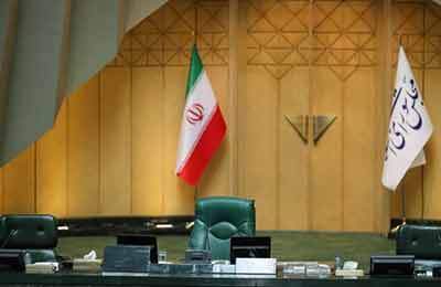 عضو فراکسیون انقلاب مجلس: هنوز نامزدی به عنوان رقیب آقای قالیباف به صحنه نیامده است