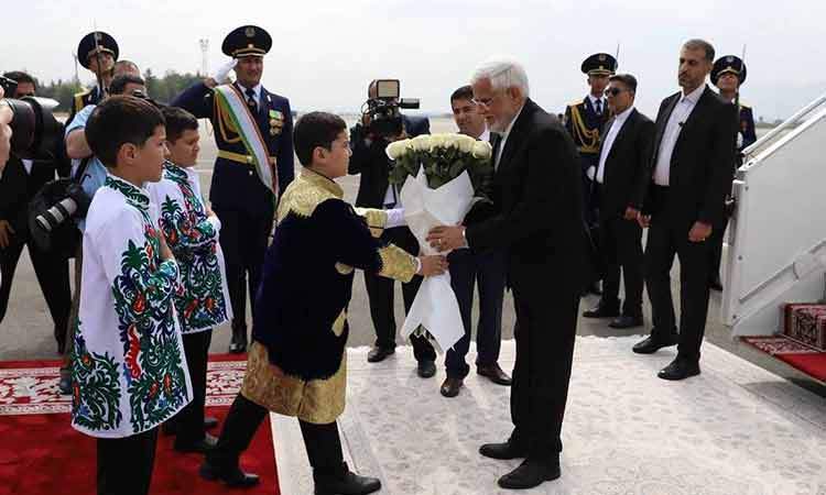 عارف وارد دوشنبه شد