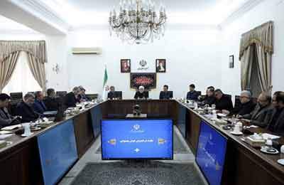 عارف: در کاربرد صلح‌آمیز فناوری هسته‌ای می‌توانیم به کشورهای جهان کمک کنیم