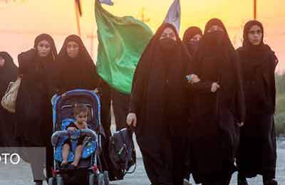 عرضه پوشاک اربعین در میدان آزادی/ تلاش برای ارائه لباس‌های جدید و خلاقانه