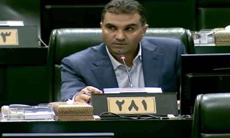 پوردهقان: لایحه فضای مجازی مجددا بررسی می‌شود/ احتمالا دولت لایحه را پس می‌گیرد