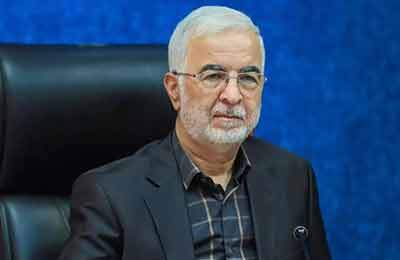 مومنی: بازگشت زائران اربعین تا ۴ روز آینده بیشتر می‌شود/ناوگان حمل‌ونقل آمادگی کامل داشته باشد