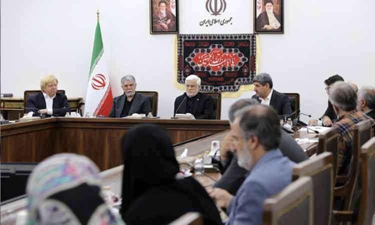 عارف: نباید یک نفر و یا شورای تامین شهرستان خلاف نگاه بزرگان برای فرهنگ و هنر کشور تصمیم‌ بگیرد