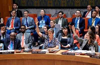 دیپلمات ایرانی: اروپا میدان مانور دیپلماسی را از دست می‌دهد