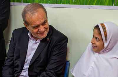 پزشکیان خطاب به دانش‌آموزان: شما طلا هستید