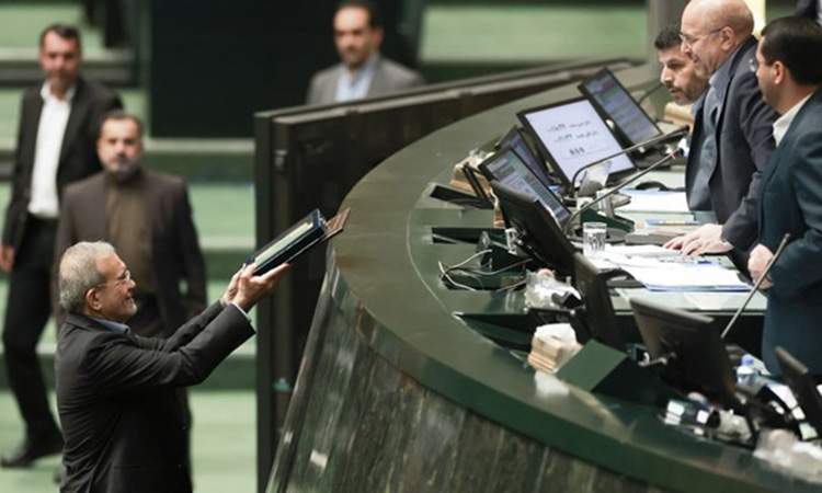 لایحه بودجه ۱۴۰۵ با رقم ۱۴,۴۴۱ هزار میلیارد ریال تقدیم مجلس شد